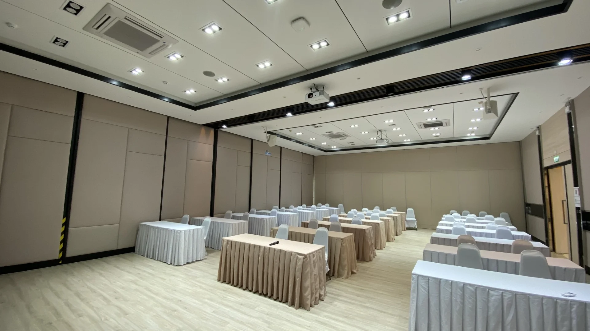 Meeting & seminar room
